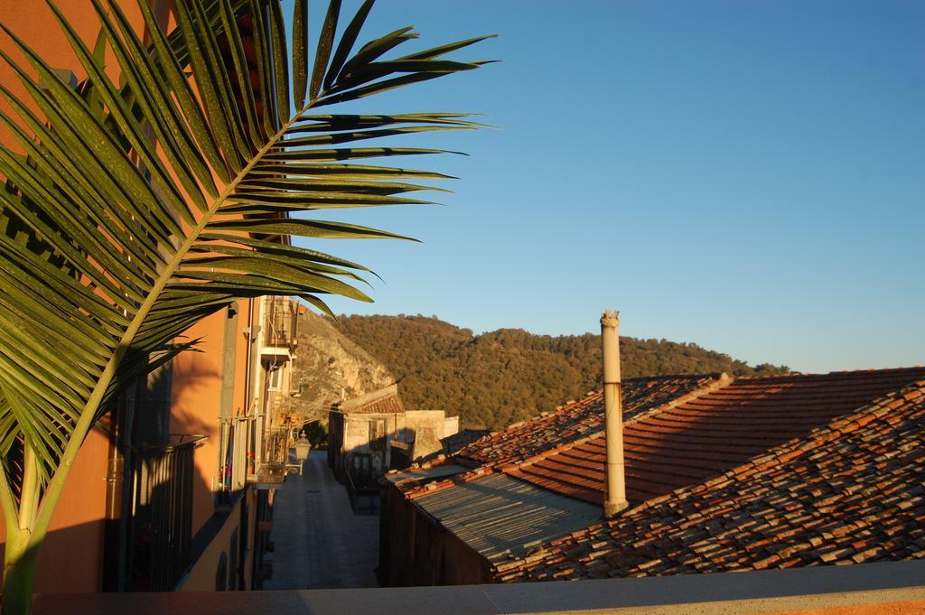 מלון Malvagna L'Arco Dei Sogni מראה חיצוני תמונה